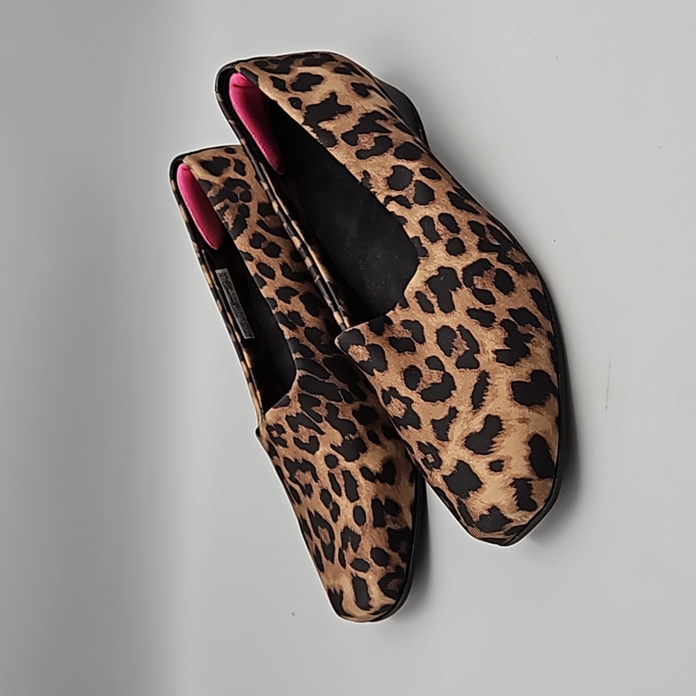 Vionic Powell leopard print wedge Women size 6.5